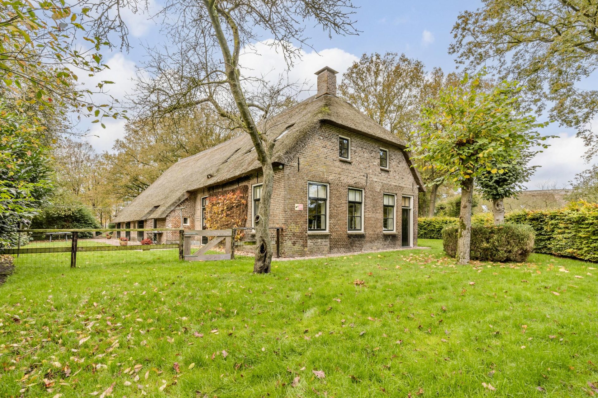 Monumentale woonboerderij Drenthe Dwingeloo